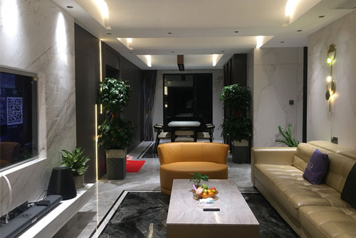 莆田市德信榮譽(yù)現(xiàn)代簡約風(fēng)格四居室裝修案例